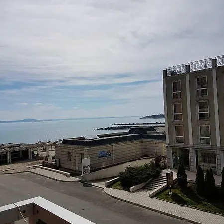 Helios Поморие